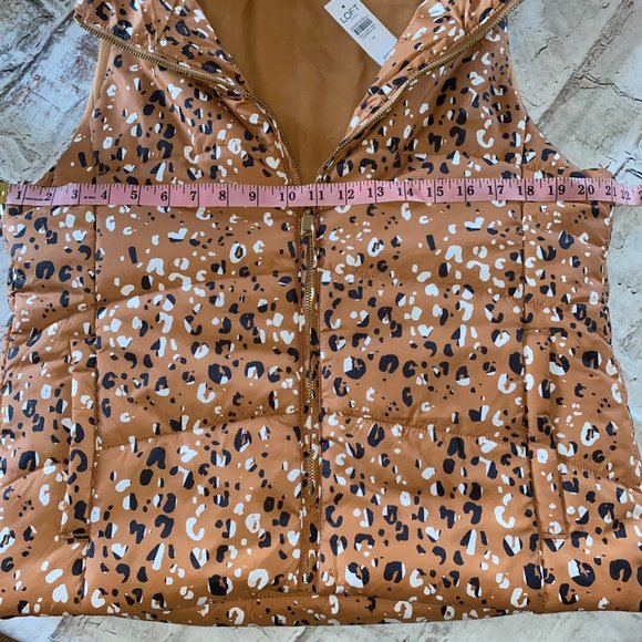 Loft Leopard Puffer Vest - Picture 8 of 8